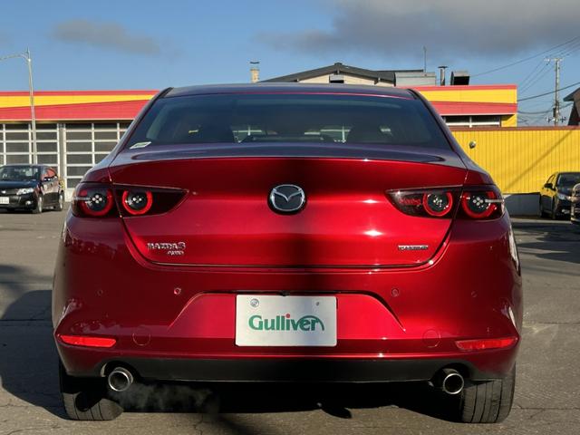 ＭＡＺＤＡ３セダン ２０Ｓ　Ｌパッケージ　４ＷＤ　ｉ－ＡＣＴＩＶＥＳＥＮＳＥ（運転支援／リスク警報）　純正メモリナビ（ＣＤ／ＤＶＤ／ＢＴ）　車外カメラ（バック／全方位）　ＥＴＣ　純正前後ドライブレコーダー　レーダークルーズコントロール（35枚目）