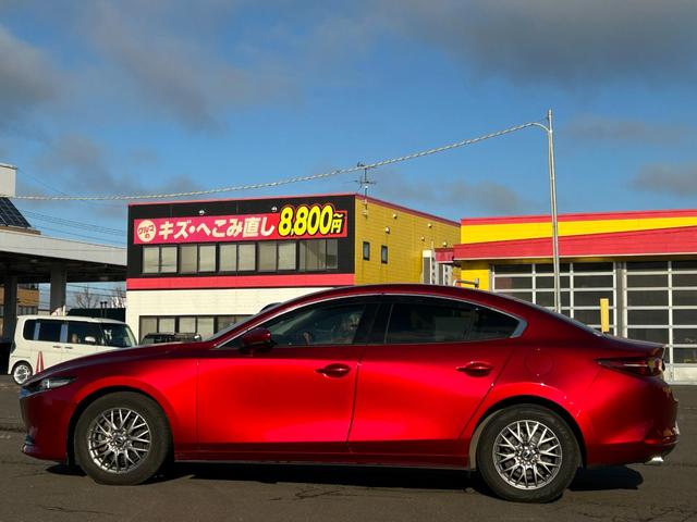 ＭＡＺＤＡ３セダン ２０Ｓ　Ｌパッケージ　４ＷＤ　ｉ－ＡＣＴＩＶＥＳＥＮＳＥ（運転支援／リスク警報）　純正メモリナビ（ＣＤ／ＤＶＤ／ＢＴ）　車外カメラ（バック／全方位）　ＥＴＣ　純正前後ドライブレコーダー　レーダークルーズコントロール（36枚目）