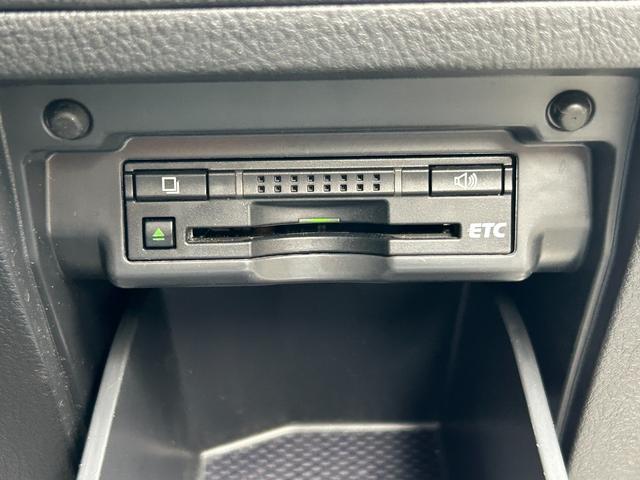 ヴェルファイアハイブリッド ZR Gエディション 純正ナビ(CD/DVD/BT) フルセグTV フリップダウンモニター サンルーフ 両側パワースライドドア 電動リアゲート クルーズコントロール パワーシート シートヒーター 社外エンジンスターター(11枚目)