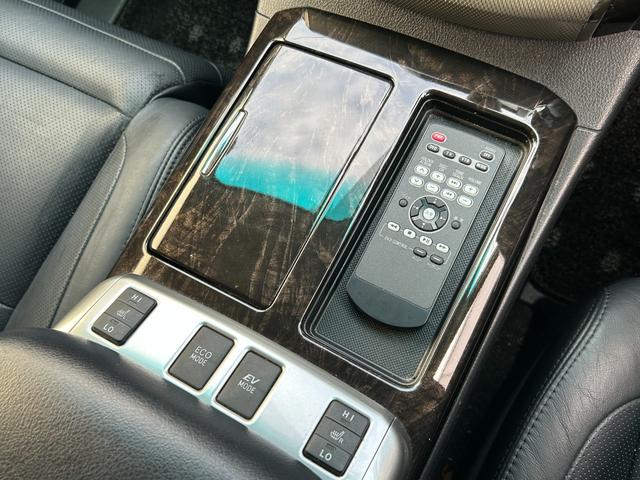 ヴェルファイアハイブリッド ZR Gエディション 純正ナビ(CD/DVD/BT) フルセグTV フリップダウンモニター サンルーフ 両側パワースライドドア 電動リアゲート クルーズコントロール パワーシート シートヒーター 社外エンジンスターター(15枚目)