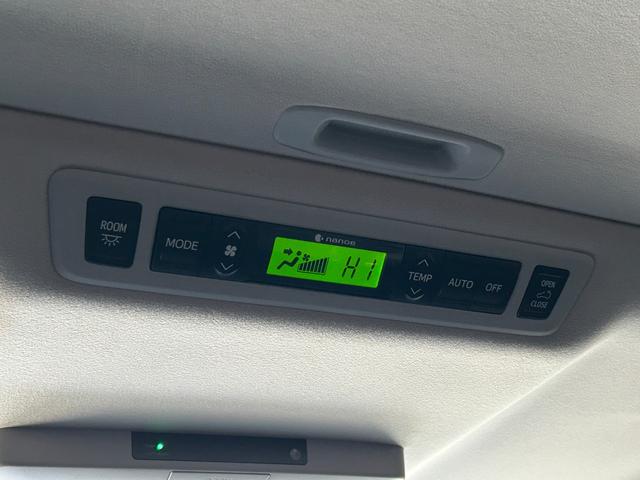 ヴェルファイアハイブリッド ZR Gエディション 純正ナビ(CD/DVD/BT) フルセグTV フリップダウンモニター サンルーフ 両側パワースライドドア 電動リアゲート クルーズコントロール パワーシート シートヒーター 社外エンジンスターター(31枚目)