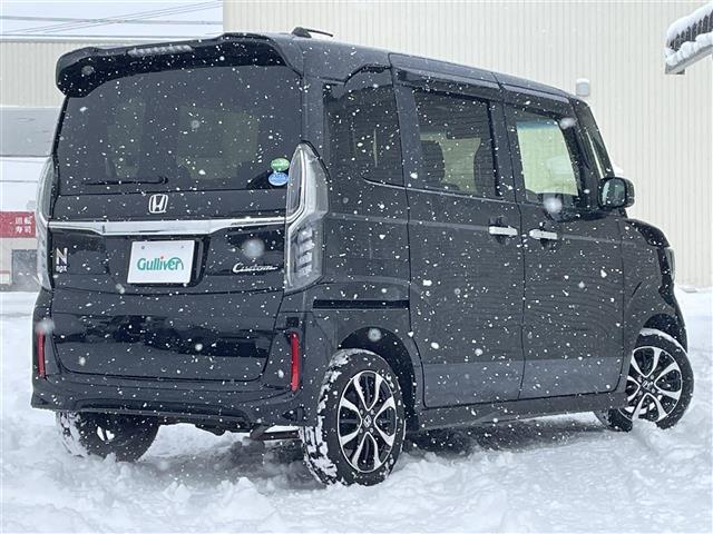 Ｇ・Ｌホンダセンシング　４ＷＤ　ホンダセンシング　レーダークルーズコントロール　レーンキープアシスト　横滑り防止　ＥＴＣ　左側パワースライドドア　ステアリングスイッチ　前席シートヒーター　ＵＳＢポート　ＬＥＤヘッドライト(7枚目)