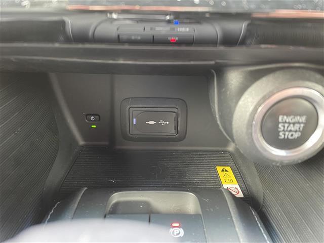 Ｚ　レザーパッケージ　４ＷＤ　寒冷地仕様　モデリスタエアロ　調光パノラマルーフ　メーカーナビ　ＢＴ／ＵＳＢ／ＡＵＸ／フルセグ　ＪＢＬサウンド　パノラミックビューモニター　デジタルインナーミラー　ＥＴＣ　トヨタセーフティ(33枚目)