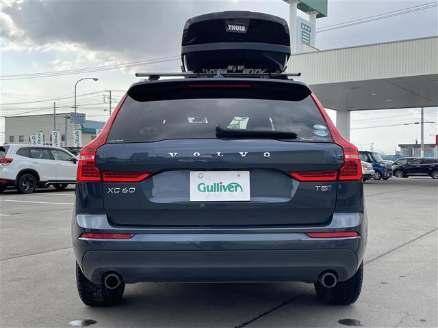 ＸＣ６０ Ｔ５　ＡＷＤ　モーメンタム　４ＷＤ　シティセーフティブレーキ　衝突回避アシスト　純正ＨＤＤナビ　フルセグＴＶ　全方位カメラ　パワーバックドア　　クルーズコントロール　ＬＥＤオートライト　パワーシート　シートヒーター（4枚目）