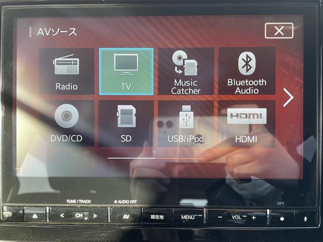 デリカＤ：５ Ｇ　パワーパッケージ　４ＷＤ　純正１０．１型メモリナビ　ＣＤ／ＤＶＤ／ＳＤ／ＭＳＶ／ＢＴ／ＨＤＭＩ／ＵＳＢ　バックカメラ　オートステップ　衝突軽減ブレーキ　レーダークルーズコントロール　レーンキープ　両側パワースライドドア（31枚目）