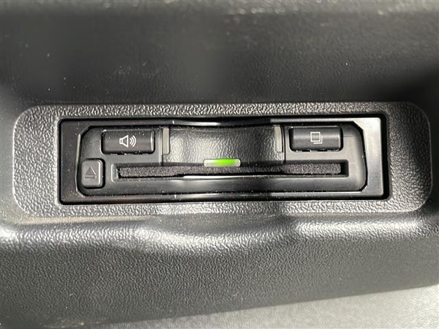 ハイエースワゴン ＧＬ　４ＷＤ／ワンオーナー／禁煙車／寒冷地仕様／アルパイン１１型ナビ／ＣＤ／ＤＶＤ／ＳＤ／ＭＳＶ／ＵＳＢ／ＢＴ／フルセグ／バックカメラ／ＰＣＳ／ＬＤＡ／ＰＫＳＢ／クリアランスソナー／社外ＡＷ冬タイヤ／ＥＴＣ（6枚目）