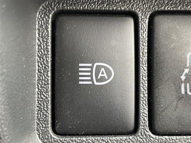 ハイエースワゴン ＧＬ　４ＷＤ／ワンオーナー／禁煙車／寒冷地仕様／アルパイン１１型ナビ／ＣＤ／ＤＶＤ／ＳＤ／ＭＳＶ／ＵＳＢ／ＢＴ／フルセグ／バックカメラ／ＰＣＳ／ＬＤＡ／ＰＫＳＢ／クリアランスソナー／社外ＡＷ冬タイヤ／ＥＴＣ（9枚目）