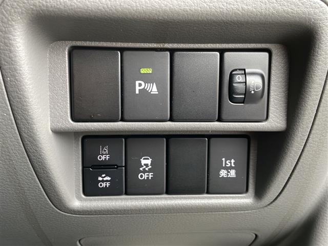 ＮＶ１００クリッパーバン ＤＸ　セーフィティＰＫＧ　／４ＷＤ／禁煙車／オートライト／ドアバイザー／横滑り防止／衝突被害軽減システム／クリアランスソナー／冬タイヤ積み込み／純正フロアマット／パワーウィンドウ／ヘットライトレベライザー（6枚目）