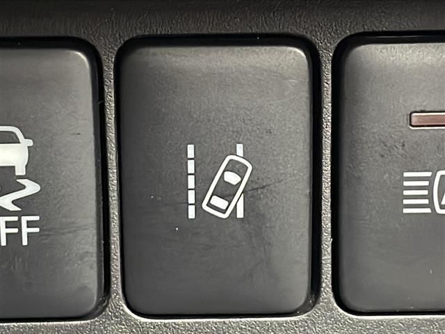 デイズルークス ハイウェイスター X Vセレクション /純正ナビ/フルセグ/DVD/CD/BT/AUX/両側パワースライドドア/前後ドライブレコーダー/ハーフレザーシート/シートヒーター/純正15インチアルミホイール/衝突軽減ブレーキ/(10枚目)