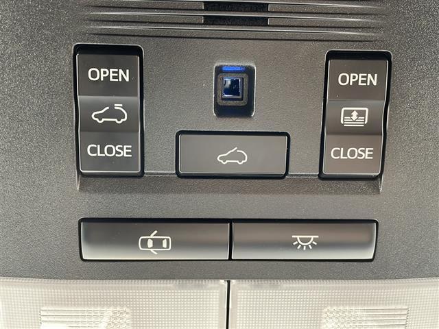 ハリアー エレガンス /禁煙車/寒冷地仕様/純正ナビ BT/AUX/USB/フルセグ/CD/DVD/SD/アイドリングストップ/定速クルーズコントロール/横滑り防止/革巻きステアリング/ステアリングスイッチ(6枚目)