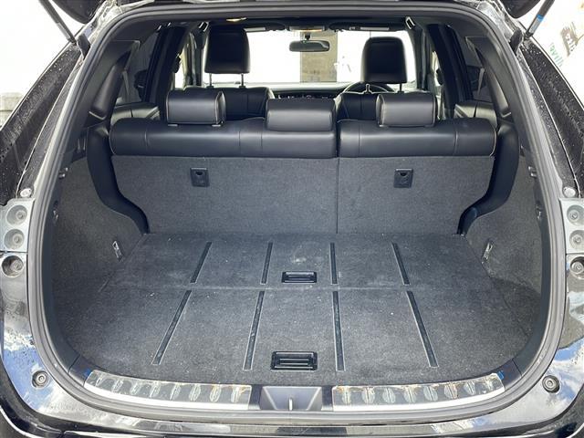 ハリアー エレガンス /禁煙車/寒冷地仕様/純正ナビ BT/AUX/USB/フルセグ/CD/DVD/SD/アイドリングストップ/定速クルーズコントロール/横滑り防止/革巻きステアリング/ステアリングスイッチ(18枚目)