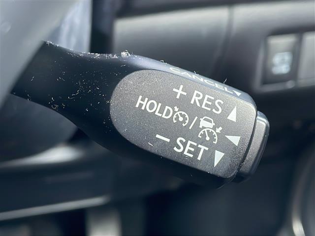 ハリアーハイブリッド プログレス　４ＷＤ／禁煙車／ＪＢＬサウンド／パノラマルーフ／３眼ＬＥＤヘッドライト／シーケンシャルウインカー／純正ＳＤナビ／ＣＤ／ＤＶＤ／ＢＤ／ＵＳＢ／ＡＵＸ／ＳＤ／ＭＳＶ／ＢＴ／フルセグ／全方位カメラ／ドラレコ（12枚目）