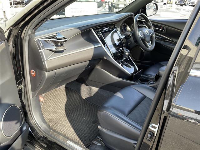 ハリアーハイブリッド プログレス　４ＷＤ／禁煙車／ＪＢＬサウンド／パノラマルーフ／３眼ＬＥＤヘッドライト／シーケンシャルウインカー／純正ＳＤナビ／ＣＤ／ＤＶＤ／ＢＤ／ＵＳＢ／ＡＵＸ／ＳＤ／ＭＳＶ／ＢＴ／フルセグ／全方位カメラ／ドラレコ（33枚目）