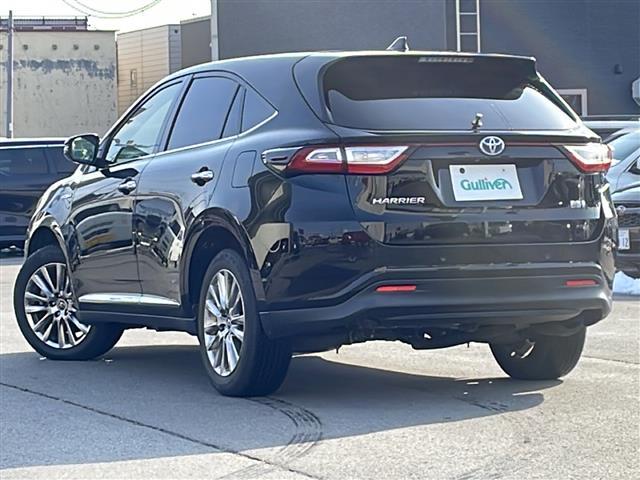 ハリアーハイブリッド プログレス　４ＷＤ／禁煙車／ＪＢＬサウンド／パノラマルーフ／３眼ＬＥＤヘッドライト／シーケンシャルウインカー／純正ＳＤナビ／ＣＤ／ＤＶＤ／ＢＤ／ＵＳＢ／ＡＵＸ／ＳＤ／ＭＳＶ／ＢＴ／フルセグ／全方位カメラ／ドラレコ（43枚目）