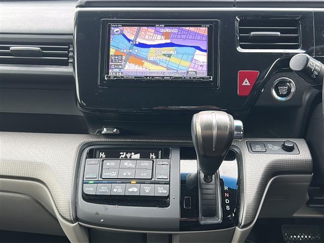 ステップワゴン G ホンダセンシング 4WD/禁煙車/ワンオーナー/わくわくゲート/社外SDナビ/CD/DVD/SD/MSV/BT/USB/フルセグ/バックカメラ/アイドリングストップ/クルーズコントロール/横滑り防止/両側パワースライド(5枚目)