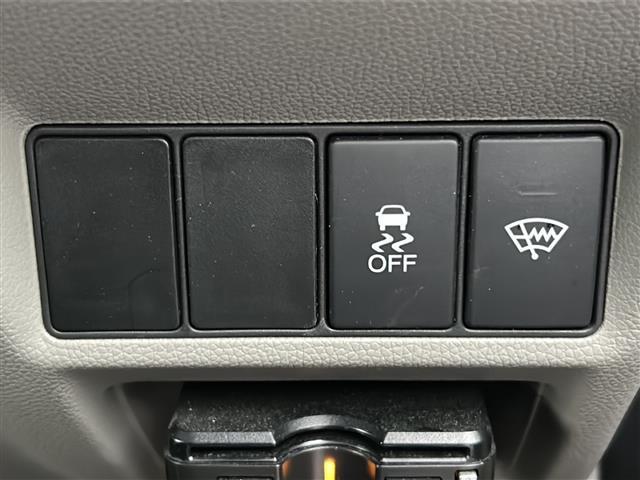 ステップワゴン G ホンダセンシング 4WD/禁煙車/ワンオーナー/わくわくゲート/社外SDナビ/CD/DVD/SD/MSV/BT/USB/フルセグ/バックカメラ/アイドリングストップ/クルーズコントロール/横滑り防止/両側パワースライド(6枚目)