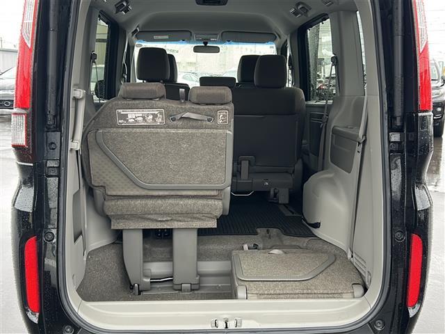 ステップワゴン G ホンダセンシング 4WD/禁煙車/ワンオーナー/わくわくゲート/社外SDナビ/CD/DVD/SD/MSV/BT/USB/フルセグ/バックカメラ/アイドリングストップ/クルーズコントロール/横滑り防止/両側パワースライド(34枚目)