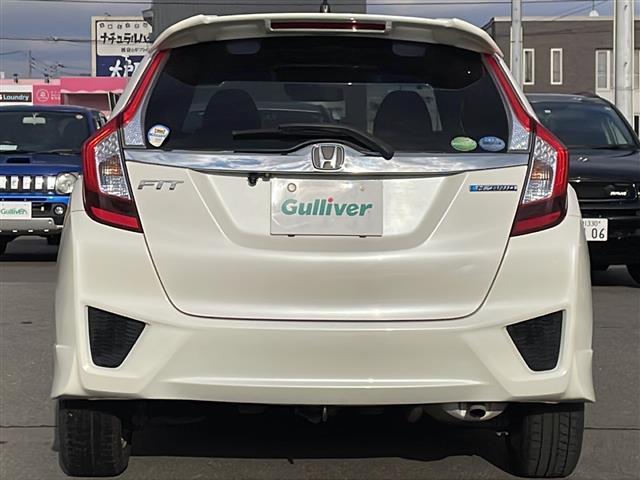 フィットハイブリッド Sパッケージ 4WD/禁煙車/純正SDナビ/CD/DVD/SD/BT/フルセグ/バックカメラ/CTBA/クルーズコントロール/パドルシフト/オートライト/LEDヘッドライト/フォグライト/ETC/社外AW夏タイヤ積(37枚目)