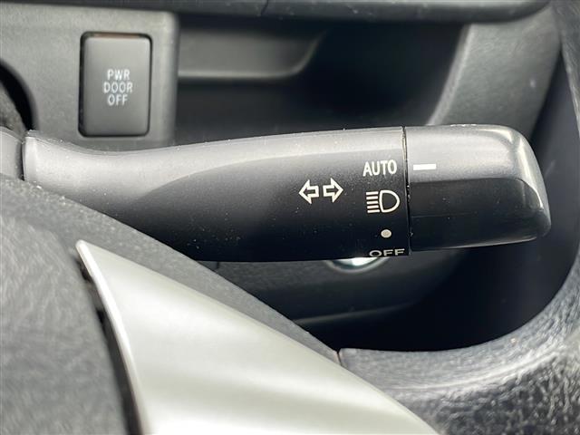 ヴォクシー X Lエディション /4WD/禁煙車/寒冷地仕様/社外ナビ BT/CD/DVD/AUX/SD/フルセグ/片側パワースライドドア/ステアリングスイッチ/オートエアコン/パワーウィンドウ/フロントデアイサー(27枚目)