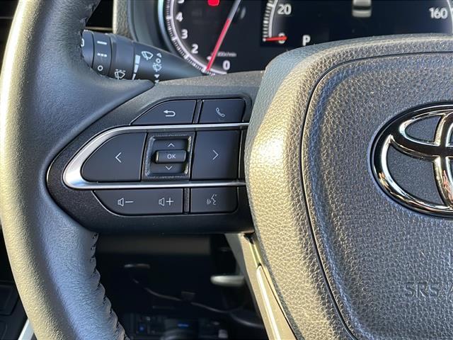 ヴォクシー S-Z ワンオーナー 禁煙車 純正10.5インチナビ CD・DVD・BT・フルセグ バックカメラ 寒冷地仕様 セーフティセンス 純正エンジンスターター 両側パワースライドドア ユニバーサルステップ(12枚目)