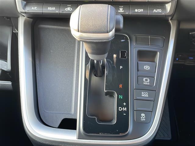 ヴォクシー S-Z ワンオーナー 禁煙車 純正10.5インチナビ CD・DVD・BT・フルセグ バックカメラ 寒冷地仕様 セーフティセンス 純正エンジンスターター 両側パワースライドドア ユニバーサルステップ(27枚目)