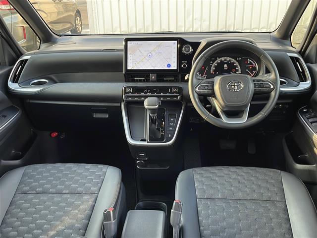 ヴォクシー S-Z ワンオーナー 禁煙車 純正10.5インチナビ CD・DVD・BT・フルセグ バックカメラ 寒冷地仕様 セーフティセンス 純正エンジンスターター 両側パワースライドドア ユニバーサルステップ(42枚目)