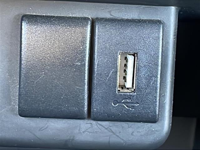 ガラスコーティング、ナビゲーション、ＥＴＣなど、その他のパーツの取り付けお見積もりのご相談も承っております！！クルマのこと何でもお任せください！