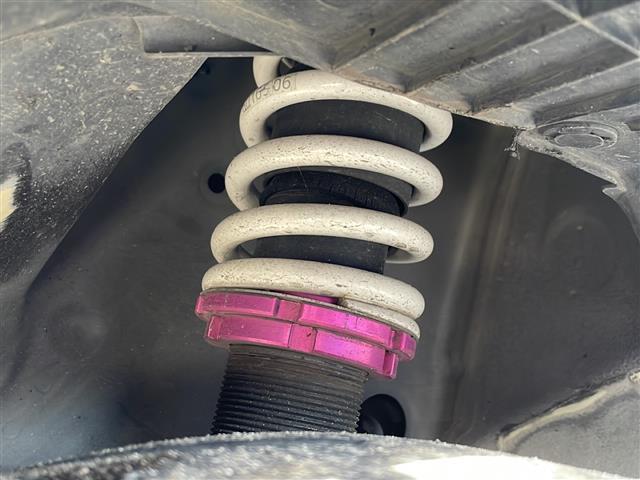 みなさまのお車選びのお手伝いをさせてください！スタッフ一同心よりご来店、お問い合わせをお待ちしております！