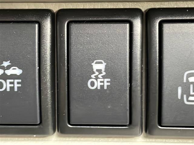 エブリイワゴン ＰＺターボスペシャル　４ＷＤ／禁煙車／衝突軽減ブレーキ／社外ナビ／バックカメラ／ドライブレコーダー／両側パワースライド／左側オートステップ／オートエアコン／ミラーヒーター／シートヒーター／ステアリングスイッチ／オートライト（10枚目）