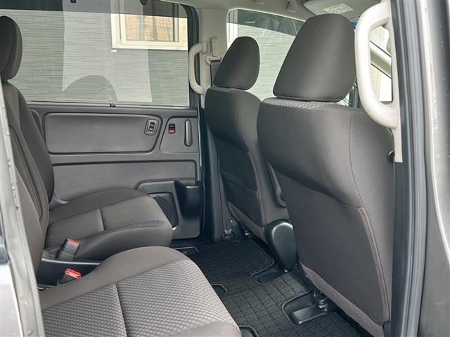 フリードハイブリッド ハイブリッド・Gホンダセンシング 4WD/禁煙車/寒冷地仕様/ワンオーナー/ホンダセンシング/純正ナビ/バックカメラ/ビルトインETC/両側パワースライド/電動格納ミラー/オートエアコン/ミラーヒーター/フロントデアイサー/LED(17枚目)