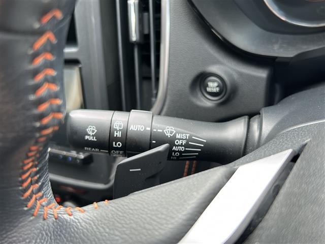 ＸＶ １．６ｉ－Ｌ　アイサイト　／ワンオーナー／４ＷＤ／禁煙車／純正ナビ　　ＢＴ／ＵＳＢ／ＳＤ／フルセグ／プリクラッシュブレーキ／ＡＣＣ／車線逸脱制御機能／ＡＴ誤発進抑制制御／ＡＴ誤後進抑制制御／車線逸脱警報（9枚目）