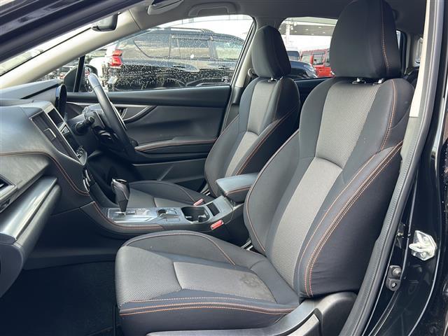 ＸＶ １．６ｉ－Ｌ　アイサイト　／ワンオーナー／４ＷＤ／禁煙車／純正ナビ　　ＢＴ／ＵＳＢ／ＳＤ／フルセグ／プリクラッシュブレーキ／ＡＣＣ／車線逸脱制御機能／ＡＴ誤発進抑制制御／ＡＴ誤後進抑制制御／車線逸脱警報（19枚目）