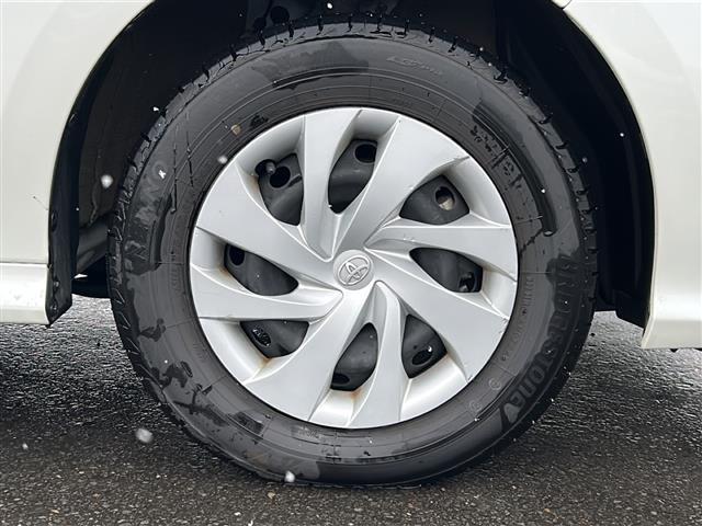 ヤリス X 4WD/禁煙車/寒冷地仕様/純正メモリナビ/前後コーナーセンサー/バックカメラ/レーダークルーズコントロール/プリクラッシュセーフティ/レーントレーシングアシスト/パーキングサポートブレーキ/ETC(7枚目)