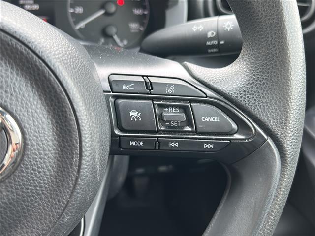 ヤリス X 4WD/禁煙車/寒冷地仕様/純正メモリナビ/前後コーナーセンサー/バックカメラ/レーダークルーズコントロール/プリクラッシュセーフティ/レーントレーシングアシスト/パーキングサポートブレーキ/ETC(10枚目)