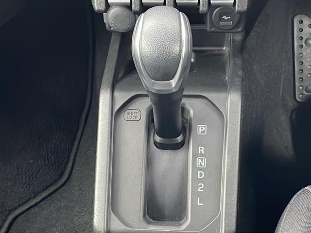 ジムニーシエラ ＪＣ　４ＷＤ／禁煙車／純正メモリナビ／ＣＤ／ＤＶＤ／ＳＤ／ＭＳＶ／ＢＴ／フルセグ／バックカメラ／スズキセーフティサポート／衝突軽減ブレーキ／レーンキープ／クルーズコントロール／アイドリングストップ／ＥＴＣ（30枚目）