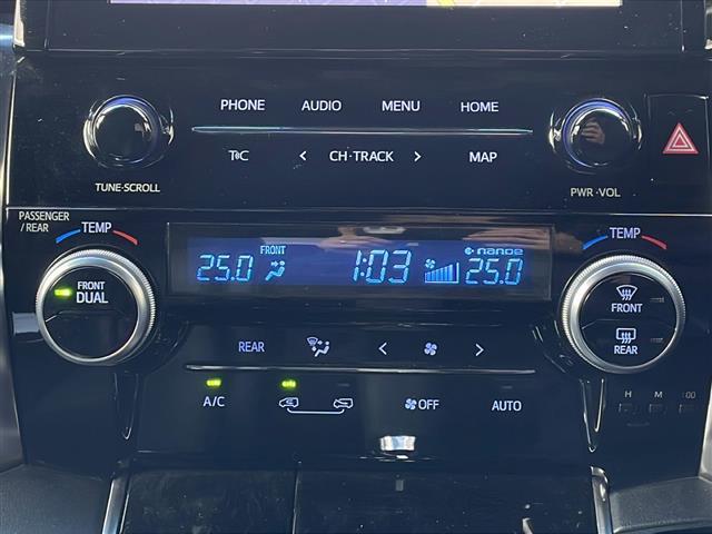 アルファード ２．５Ｓ　タイプゴールド　４ＷＤ／禁煙車／純正ディスプレイオーディオナビ機能付き／ＣＤ／ＤＶＤ／ＢＴ／ＵＳＢ／フルセグ／純正フリップダウンモニター／バックカメラ／トヨタセーフティセンス／ＰＣＳ／ＡＣＣ／ＬＴＡ／ＰＫＳＢ／ＥＴＣ（9枚目）