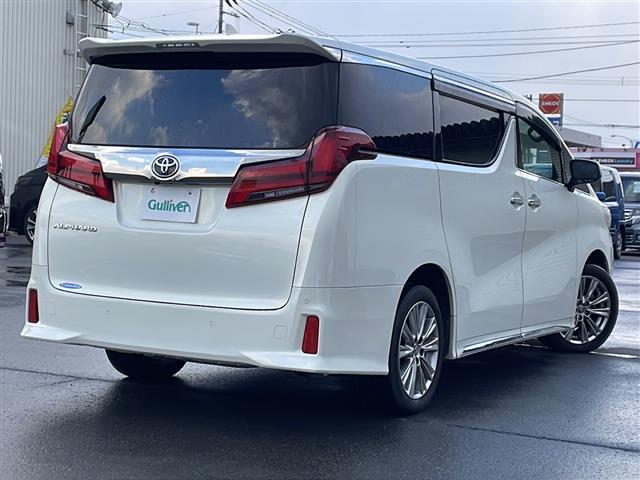 アルファード ２．５Ｓ　タイプゴールド　４ＷＤ／禁煙車／純正ディスプレイオーディオナビ機能付き／ＣＤ／ＤＶＤ／ＢＴ／ＵＳＢ／フルセグ／純正フリップダウンモニター／バックカメラ／トヨタセーフティセンス／ＰＣＳ／ＡＣＣ／ＬＴＡ／ＰＫＳＢ／ＥＴＣ（40枚目）