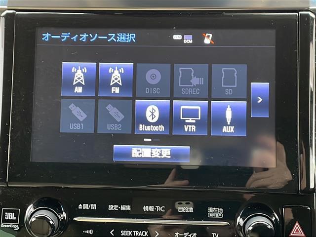 アルファードハイブリッド エグゼクティブラウンジ 4WD/禁煙車/JBLサウンド/純正SDナビ/BD再生/フルセグ/パノラミックビューモニター/12.1型リアエンターテイメント/トヨタセーフティセンス/シートヒーター/エアシート/1500W/ドラレコ(3枚目)