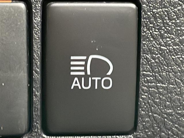 アルファードハイブリッド エグゼクティブラウンジ 4WD/禁煙車/JBLサウンド/純正SDナビ/BD再生/フルセグ/パノラミックビューモニター/12.1型リアエンターテイメント/トヨタセーフティセンス/シートヒーター/エアシート/1500W/ドラレコ(28枚目)