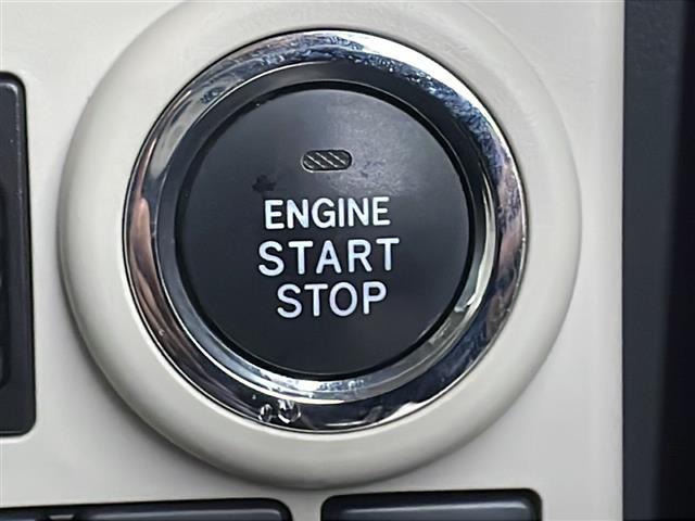 ムーヴキャンバス Ｘブラックインテリアリミテッド　ＳＡＩＩＩ　４ＷＤ／禁煙車／社外ディスプレイオーディオ／ＣＤ／ＤＶＤ／ＢＴ／ＵＳＢ／全方位カメラ／スマートアシスト３／衝突軽減ブレーキ／レーンキープ／誤発進抑制／アイドリングストップ／シートヒーター／ドラレコ（8枚目）