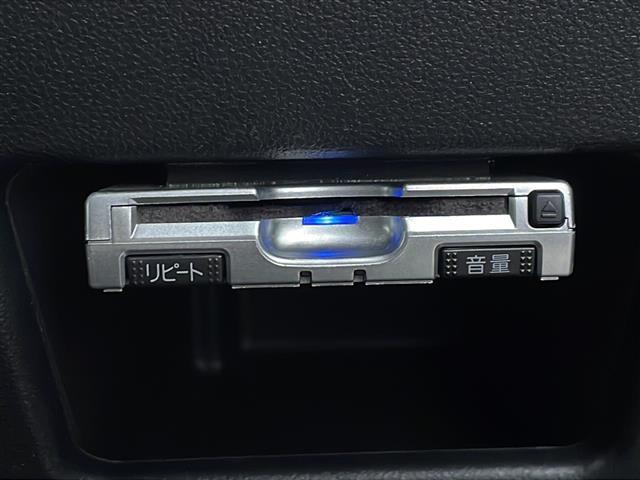 ムーヴキャンバス Ｘブラックインテリアリミテッド　ＳＡＩＩＩ　４ＷＤ／禁煙車／社外ディスプレイオーディオ／ＣＤ／ＤＶＤ／ＢＴ／ＵＳＢ／全方位カメラ／スマートアシスト３／衝突軽減ブレーキ／レーンキープ／誤発進抑制／アイドリングストップ／シートヒーター／ドラレコ（12枚目）