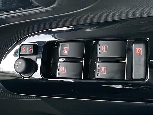 ムーヴキャンバス Ｘブラックインテリアリミテッド　ＳＡＩＩＩ　４ＷＤ／禁煙車／社外ディスプレイオーディオ／ＣＤ／ＤＶＤ／ＢＴ／ＵＳＢ／全方位カメラ／スマートアシスト３／衝突軽減ブレーキ／レーンキープ／誤発進抑制／アイドリングストップ／シートヒーター／ドラレコ（31枚目）