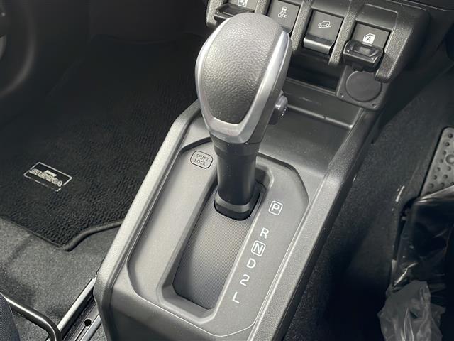 ジムニーシエラ JC 4WD/禁煙車/ワンオーナー/純正メモリナビ/CD/DVD/SD/USB/BT/フルセグ/バックカメラ/スズキセーフティサポート/衝突軽減ブレーキ/レーンキープ/クルーズコントロール/シートヒーター(33枚目)
