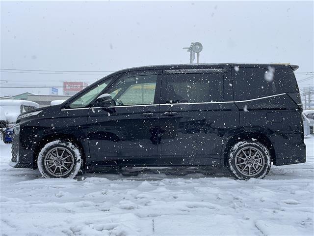 ヴォクシー Ｓ－Ｚ　ワンオーナー　禁煙車　寒冷地仕様　純正１０．５インチディスプレイオーディオ　ＣＤ・ＤＶＤ・ＵＳＢ・ＨＤＭＩ・ＢＴ　バックカメラ　パワーバックドア　両側パワースライドドア　両側ハンズフリードア（38枚目）