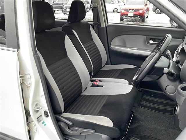 キャスト アクティバＧ　ＳＡＩＩ　社外ナビ／バックカメラ／禁煙車／衝突軽減ブレーキ／横滑り防止／アイドリングストップ／ＥＴＣ／オートライト／レーンキープアシスト／フォグランプ／スペアキー／誤発信抑制装置／ＬＥＤ／レーンキープアシスト（11枚目）