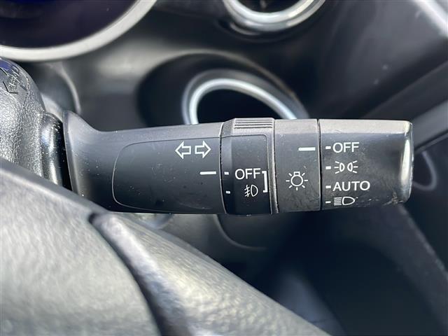 Ｎ－ＢＯＸカスタム Ｇ・Ｌパッケージ　純正ナビＣＤ／ＤＶＤ／ＢＴ／ＴＶ／／バックカメラ／片側パワースライドドア／禁煙車／４ＷＤ／横滑り防止／前席シートヒーター／ビルトインＥＴＣ／ミラーヒーター／オートライト／ドライブレコーダー／ＨＩＤ（9枚目）