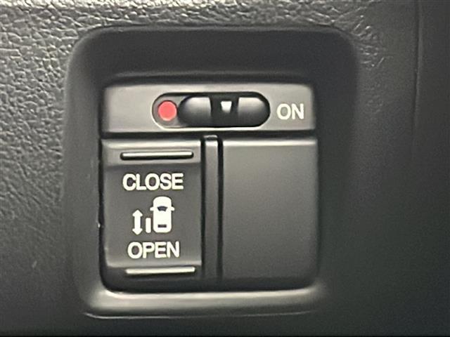 Ｎ－ＢＯＸカスタム Ｇ・Ｌパッケージ　純正ナビＣＤ／ＤＶＤ／ＢＴ／ＴＶ／／バックカメラ／片側パワースライドドア／禁煙車／４ＷＤ／横滑り防止／前席シートヒーター／ビルトインＥＴＣ／ミラーヒーター／オートライト／ドライブレコーダー／ＨＩＤ（10枚目）