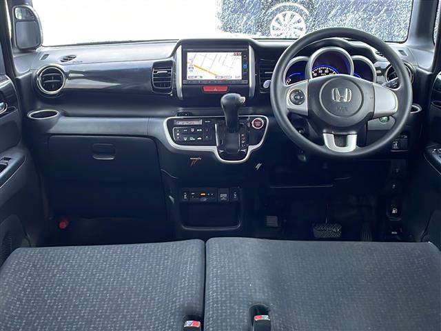 Ｎ－ＢＯＸカスタム Ｇ・Ｌパッケージ　純正ナビＣＤ／ＤＶＤ／ＢＴ／ＴＶ／／バックカメラ／片側パワースライドドア／禁煙車／４ＷＤ／横滑り防止／前席シートヒーター／ビルトインＥＴＣ／ミラーヒーター／オートライト／ドライブレコーダー／ＨＩＤ（42枚目）