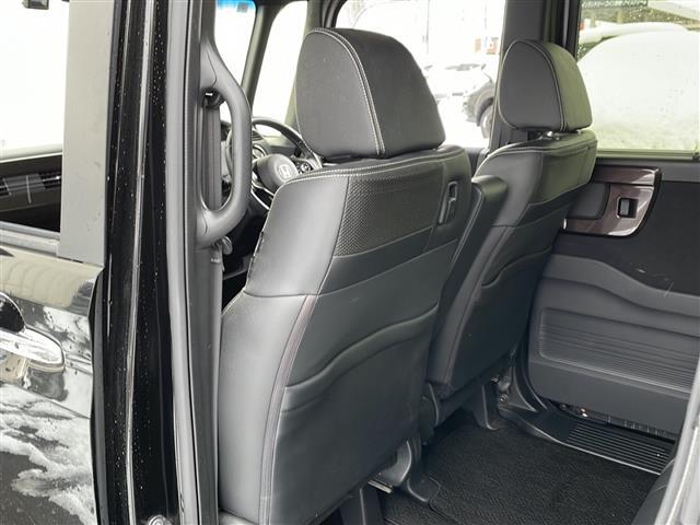 Ｎ－ＢＯＸカスタム Ｇ・Ｌターボホンダセンシング　４ＷＤ／禁煙車／ホンダセンシング／純正ナビ／バックカメラ／ビルトインＥＴＣ／前方ドライブレコーダー／オートエアコン／ミラーヒーター／前席シートヒーター／革巻きステアリング／ＬＥＤヘッドライト（32枚目）