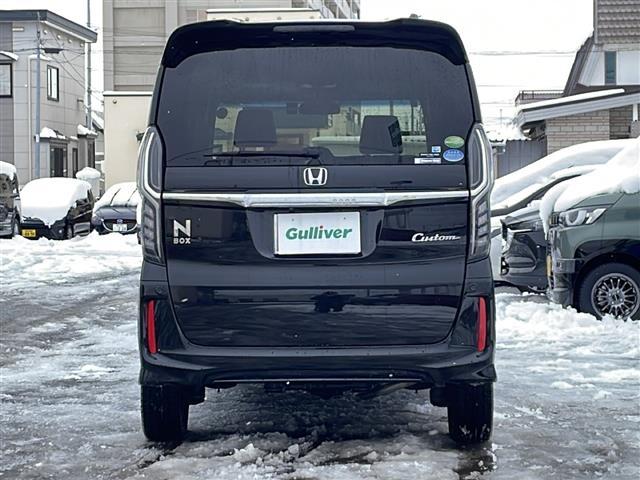 Ｎ－ＢＯＸカスタム Ｇ・Ｌターボホンダセンシング　４ＷＤ／禁煙車／ホンダセンシング／純正ナビ／バックカメラ／ビルトインＥＴＣ／前方ドライブレコーダー／オートエアコン／ミラーヒーター／前席シートヒーター／革巻きステアリング／ＬＥＤヘッドライト（35枚目）